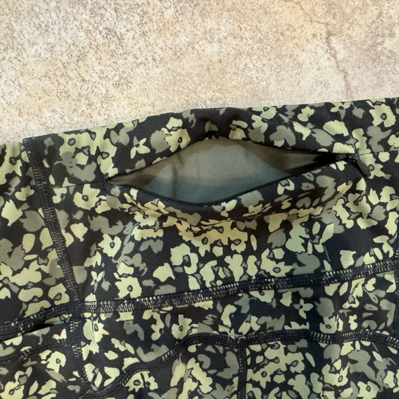 Sweaty Betty Like New Power 7/8 Workout Leggings Size XS - Picture 5 of 8